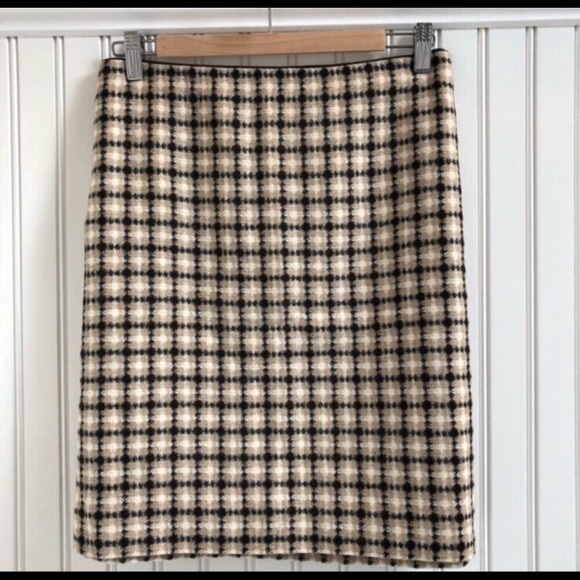 LOFT Dresses & Skirts - Loft Heathered Plaid Fitted Skirt
